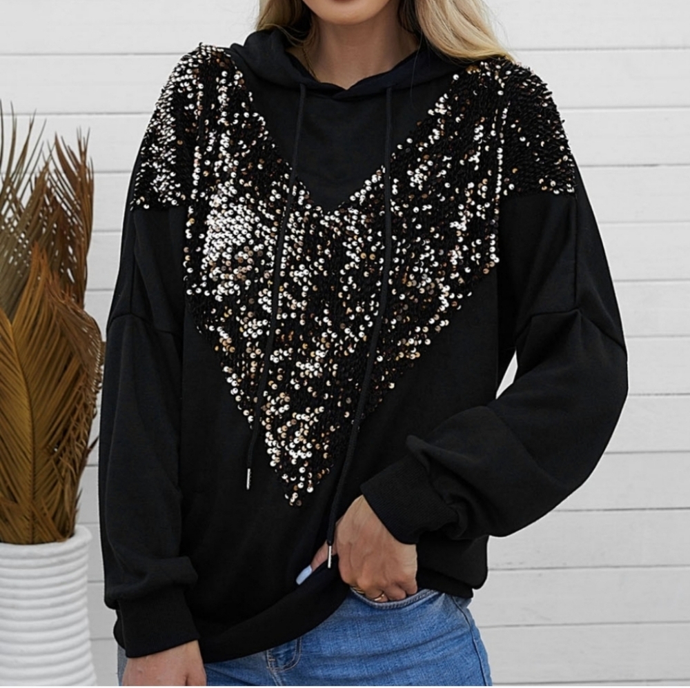 HEART SEQUINS BLACK CHEVRON HOODIE